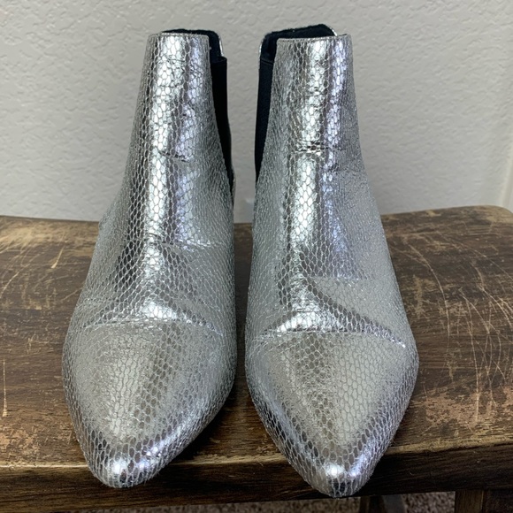 NEW Topshop Krazy Silver Snakeskin Chelsea Boot - Picture 6 of 14